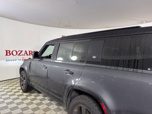 2023 Land Rover Defender 130 X-Dynamic SE