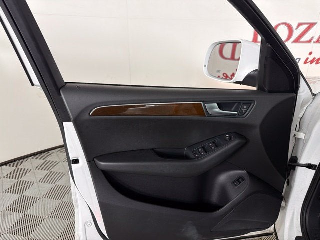2012 Audi Q5 2.0T Premium quattro