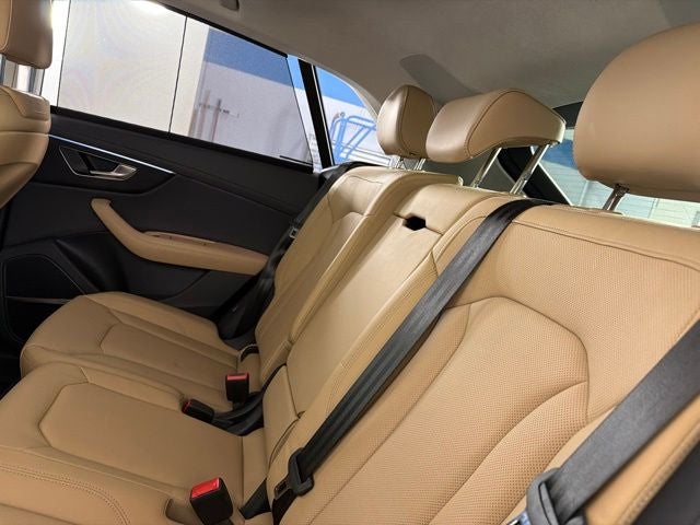 2025 Audi Q8 55 Prestige quattro