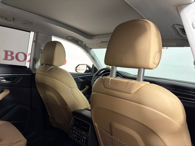 2025 Audi Q8 55 Prestige quattro