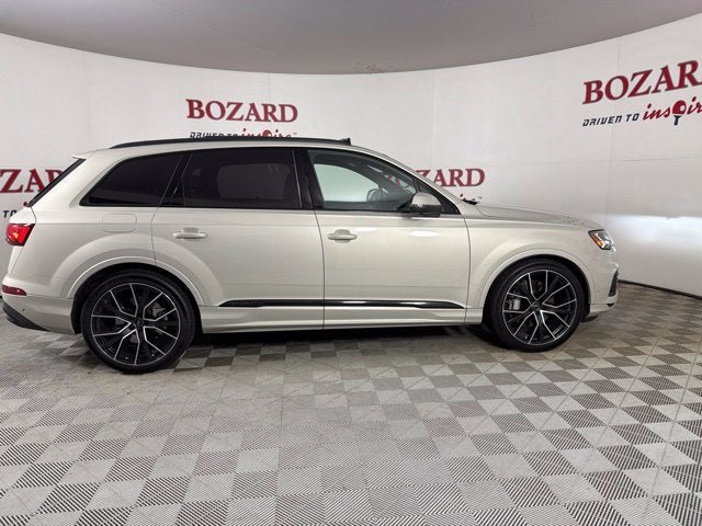 2023 Audi Q7 55 Prestige quattro