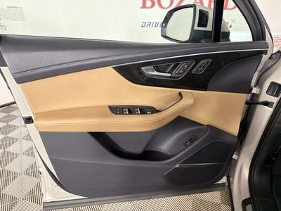 2023 Audi Q7 55 Prestige quattro