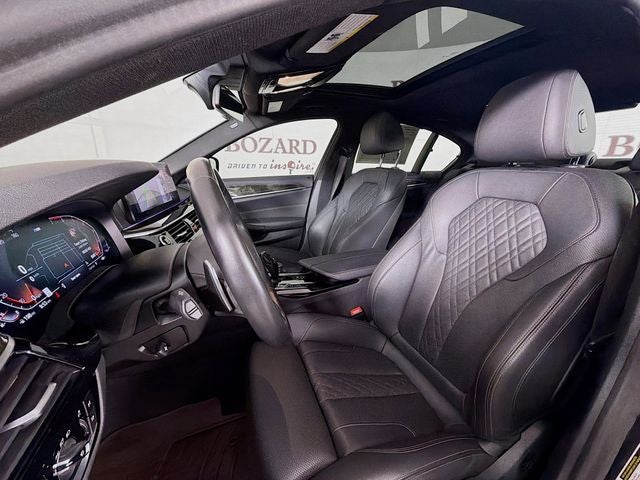 2021 BMW 5 Series 530i