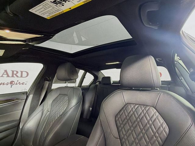 2021 BMW 5 Series 530i