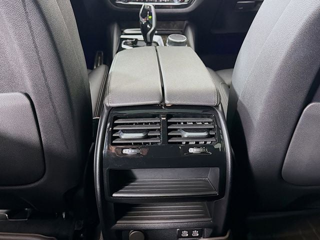 2021 BMW 5 Series 530i