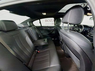 2021 BMW 5 Series 530i