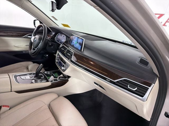 2016 BMW 7 Series 740i