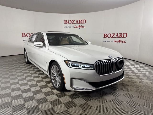2022 BMW 7 Series 740i