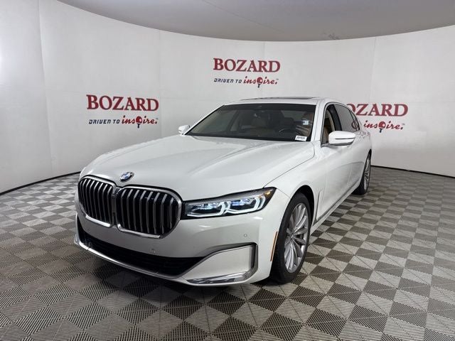 2022 BMW 7 Series 740i