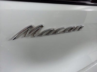 2023 Porsche Macan T