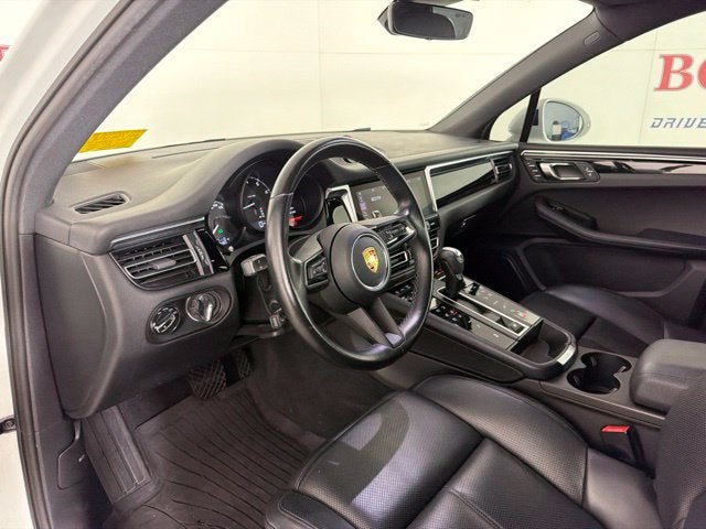 2023 Porsche Macan T