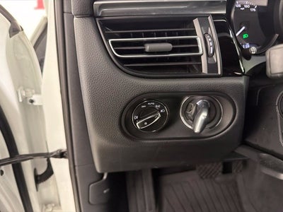 2023 Porsche Macan T