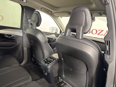 2018 Volvo XC90 T5 Momentum