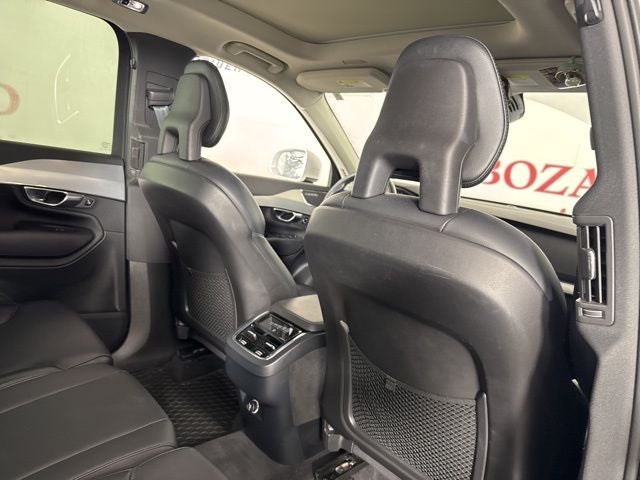 2018 Volvo XC90 T5 Momentum