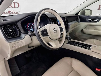 2018 Volvo XC60 T5 Momentum