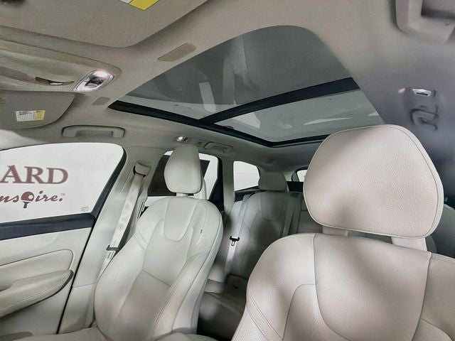 2018 Volvo XC60 T5 Momentum