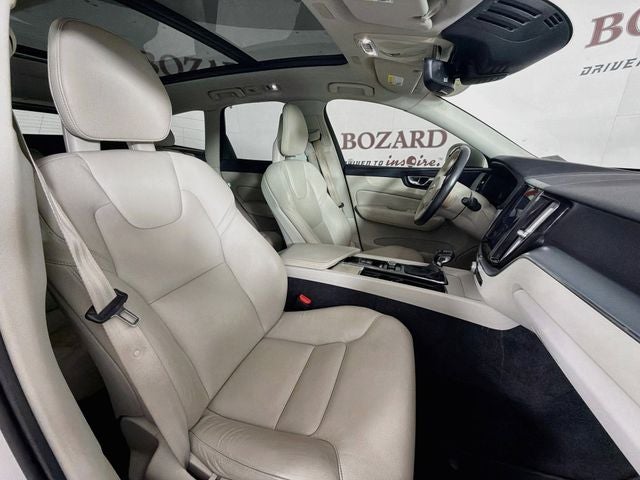 2018 Volvo XC60 T5 Momentum