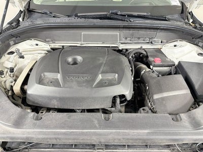 2018 Volvo XC60 T5 Momentum