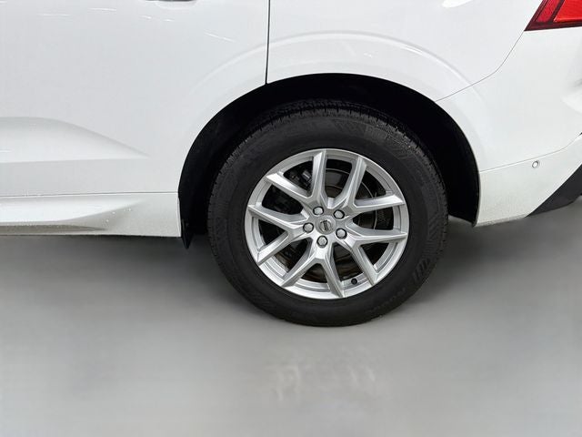 2018 Volvo XC60 T5 Momentum
