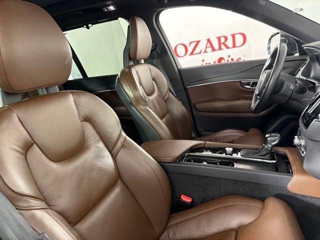 2022 Volvo XC90 T6 Inscription
