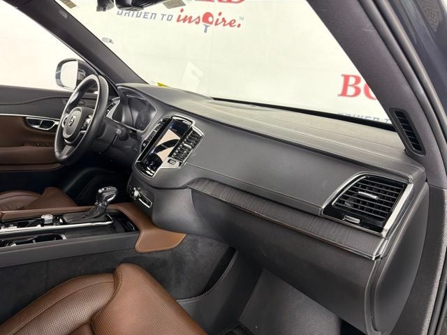 2022 Volvo XC90 T6 Inscription