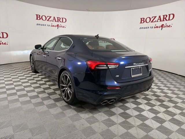 2023 Maserati Ghibli Modena Q4