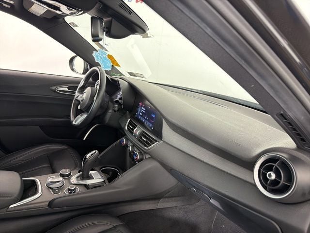 2023 Alfa Romeo Giulia Ti