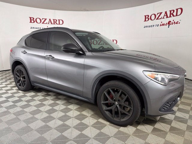 2020 Alfa Romeo Stelvio Base
