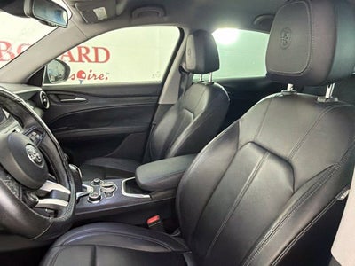 2020 Alfa Romeo Stelvio Base