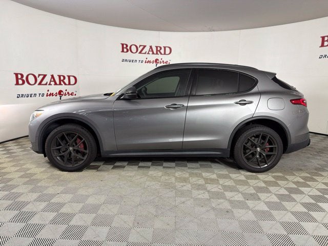 2020 Alfa Romeo Stelvio Base