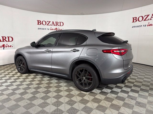 2020 Alfa Romeo Stelvio Base