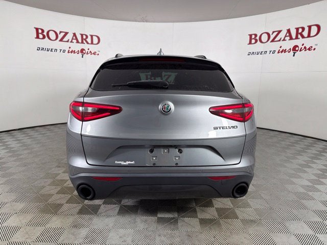 2020 Alfa Romeo Stelvio Base
