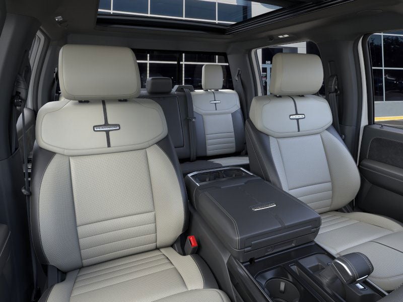 2025 Ford F-150 Lightning Platinum®